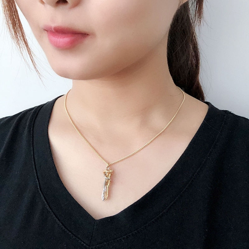 Couple Hugging Pendant Necklace - Don't Know What To Gift