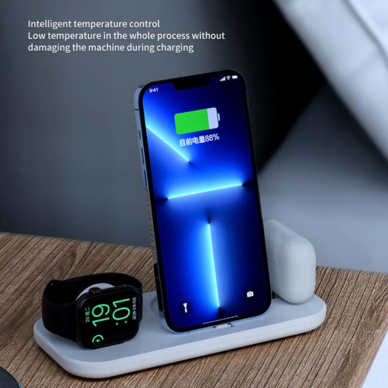 Foldable Charging Station for iPhone - Don't Know What To Gift