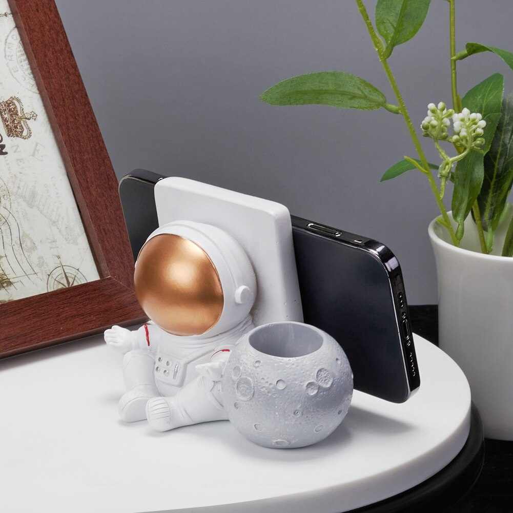 Astronaut Shape Phone Holder - Don't Know What To Gift